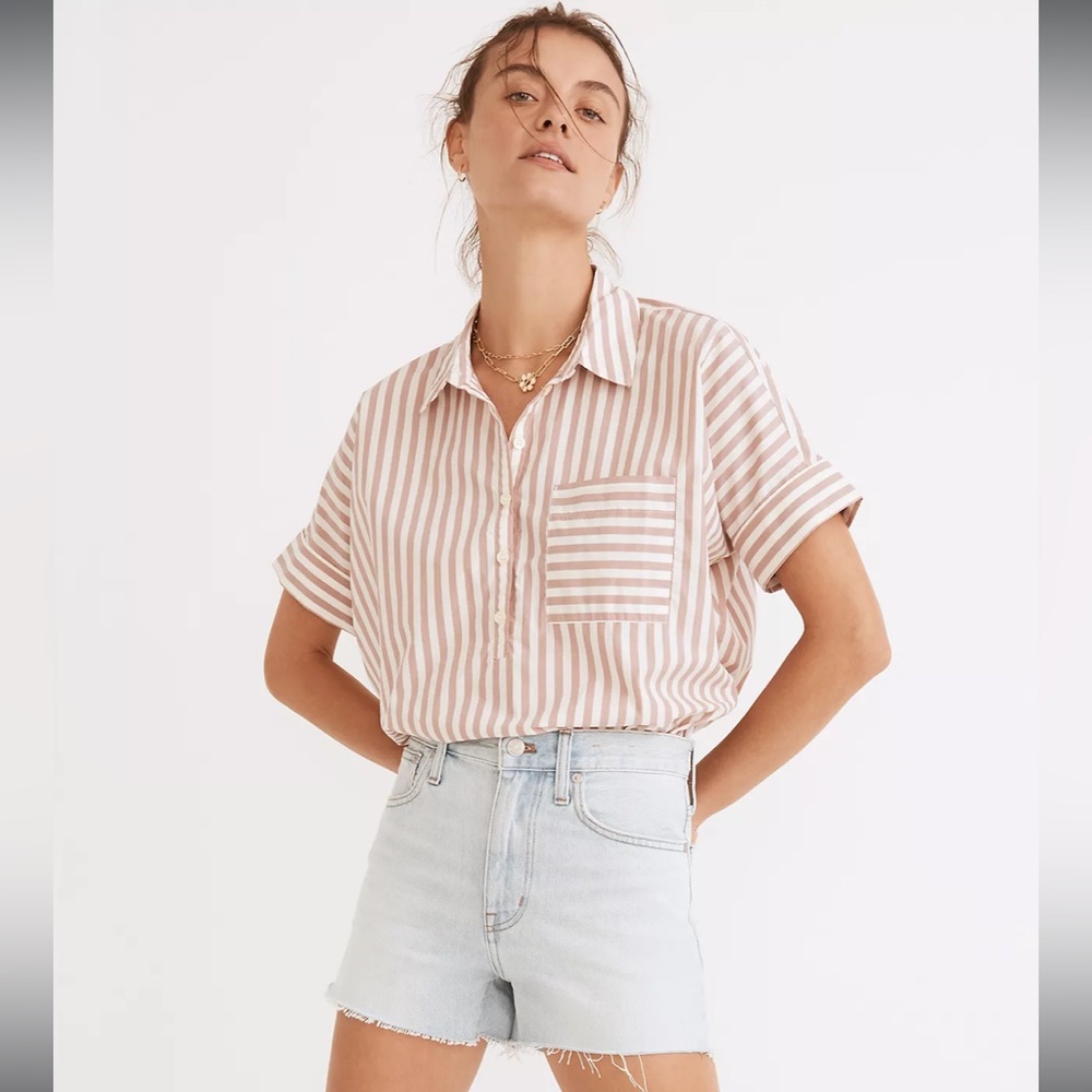 ✨NWT! Madewell Relaxed Denim Shorts in Essen Wash, multiple sizes.